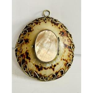 Snuffbox 